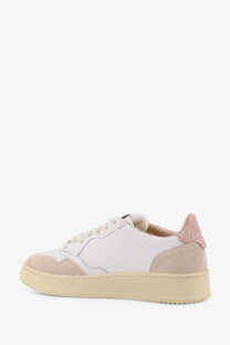 Autry women’s medalist leather sneakers in white and blush pink suede and leather with a cream rubber sole
