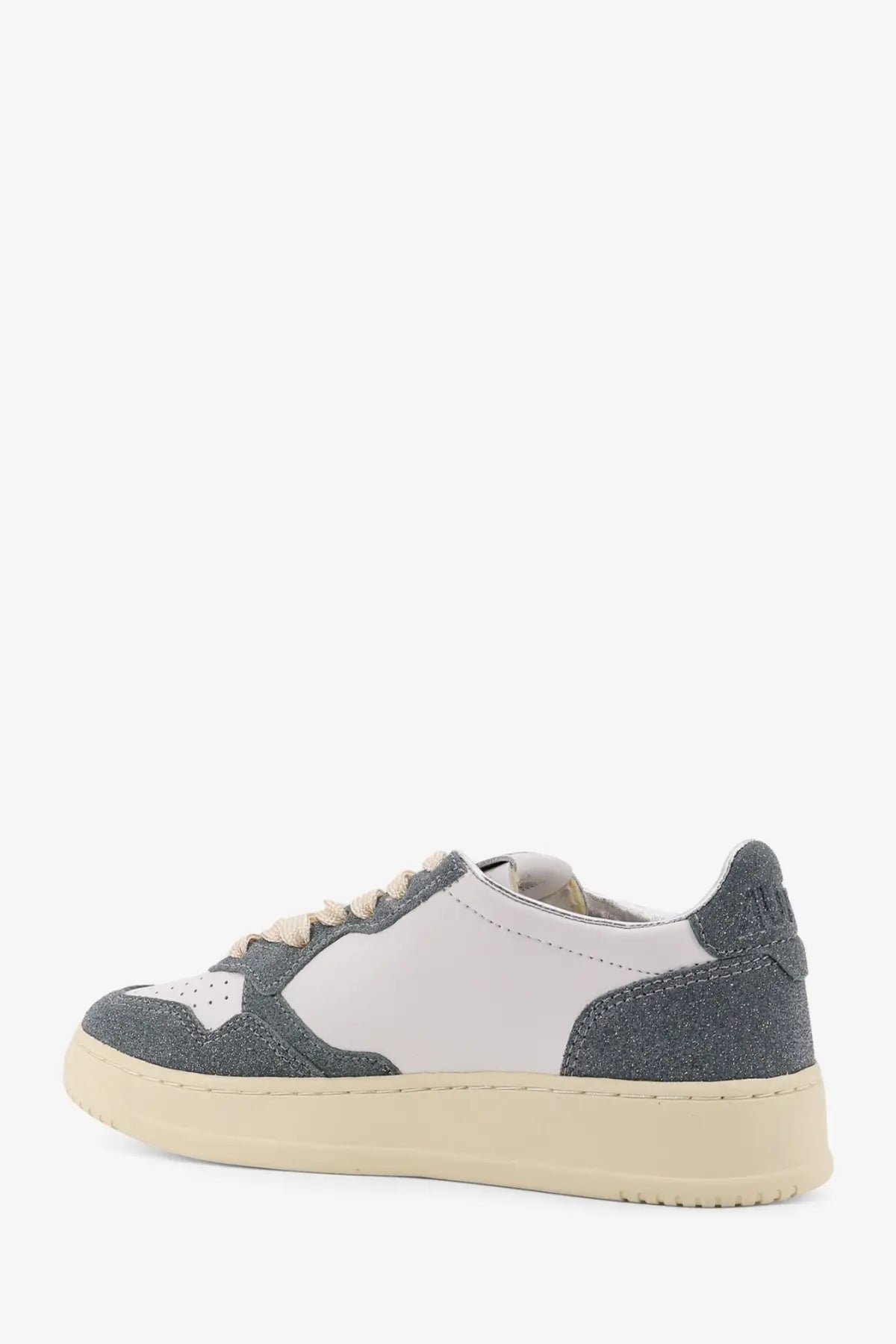 AUTRY Women's Medalist Low Leather Low Top Sneakers White