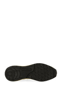 Black rubber sole with textured tread and alden embossed on the side of autry women’s reelwind low sneaker white