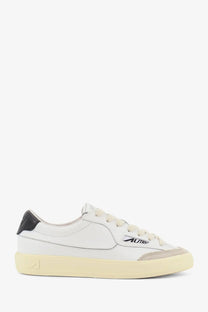 Autry women’s windscape leather sneakers in white with black and beige accents featuring minimalist design and logo