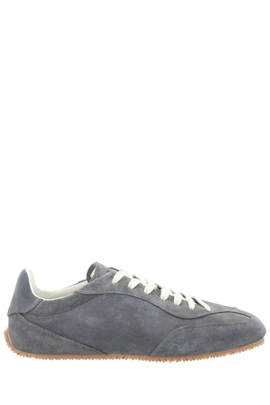 Axel Arigato men’s sneaker Daze Runner grey suede with white laces and tan rubber sole front view