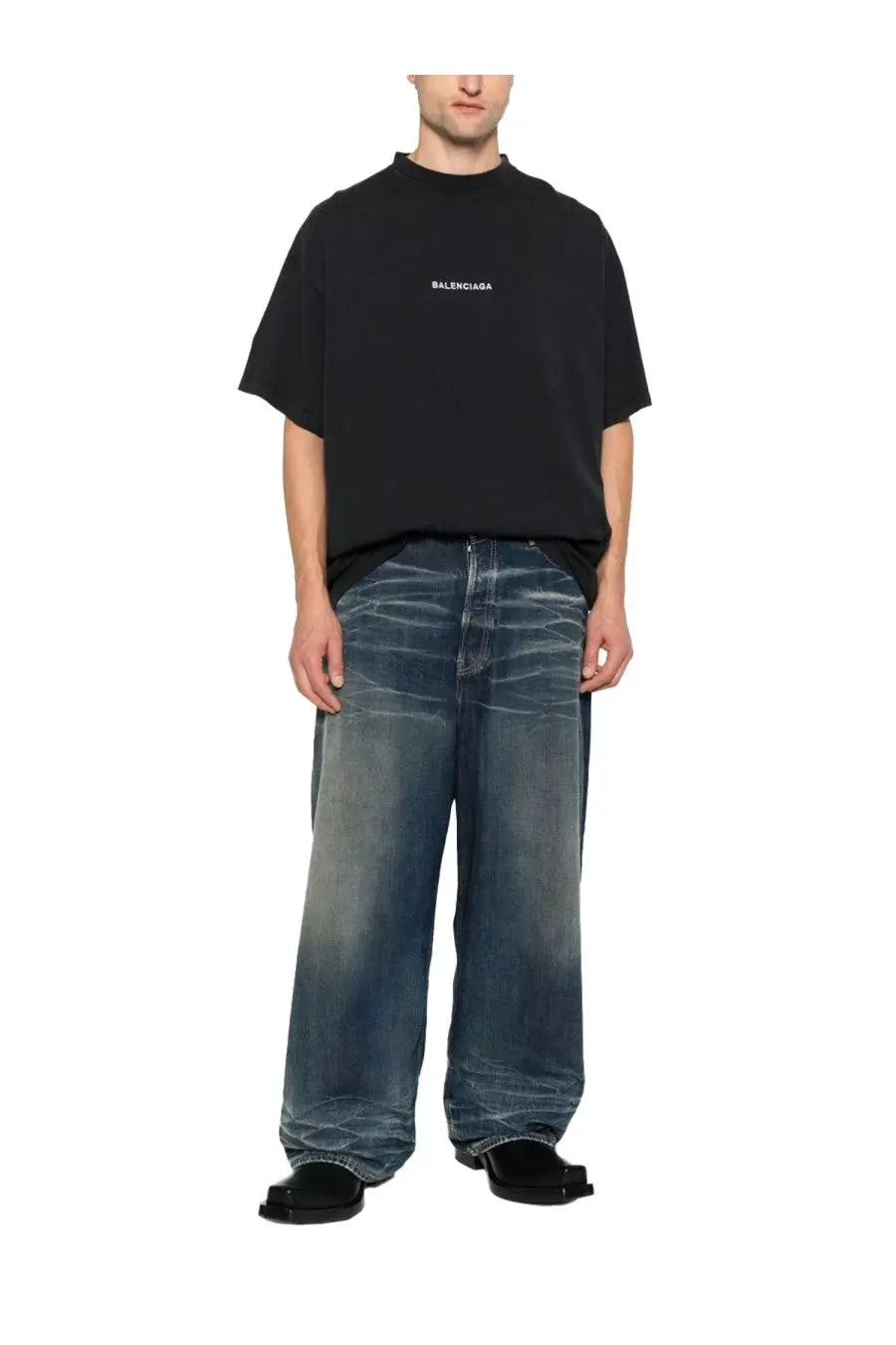 Balenciaga men’s oversize fit black t shirt with white logo on chest in cotton material