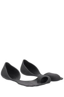 Balenciaga men’s sneaker zero black featuring black silicone toe ring sandals design for casual wear