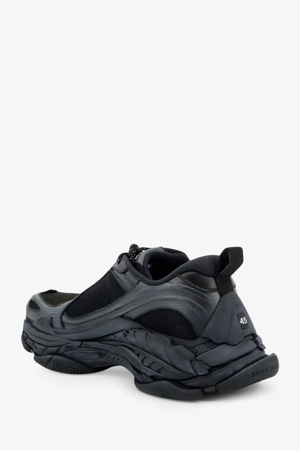Balenciaga men’s triple s2 black sneaker with chunky layered rubber sole and mesh upper for casual wear