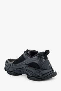 Balenciaga men’s triple s2 black sneaker with chunky layered rubber sole and mesh upper for casual wear