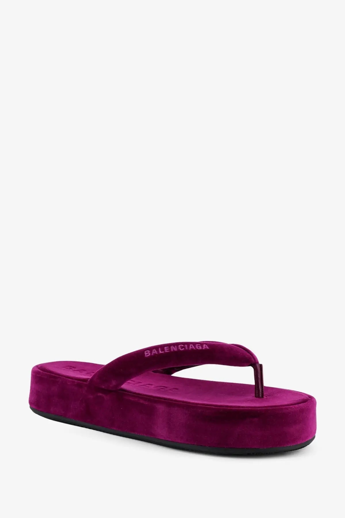 Balenciaga women’s jet lag stretch velvet sandals purple featuring fuchsia velvet platform flip-flop with embossed logo