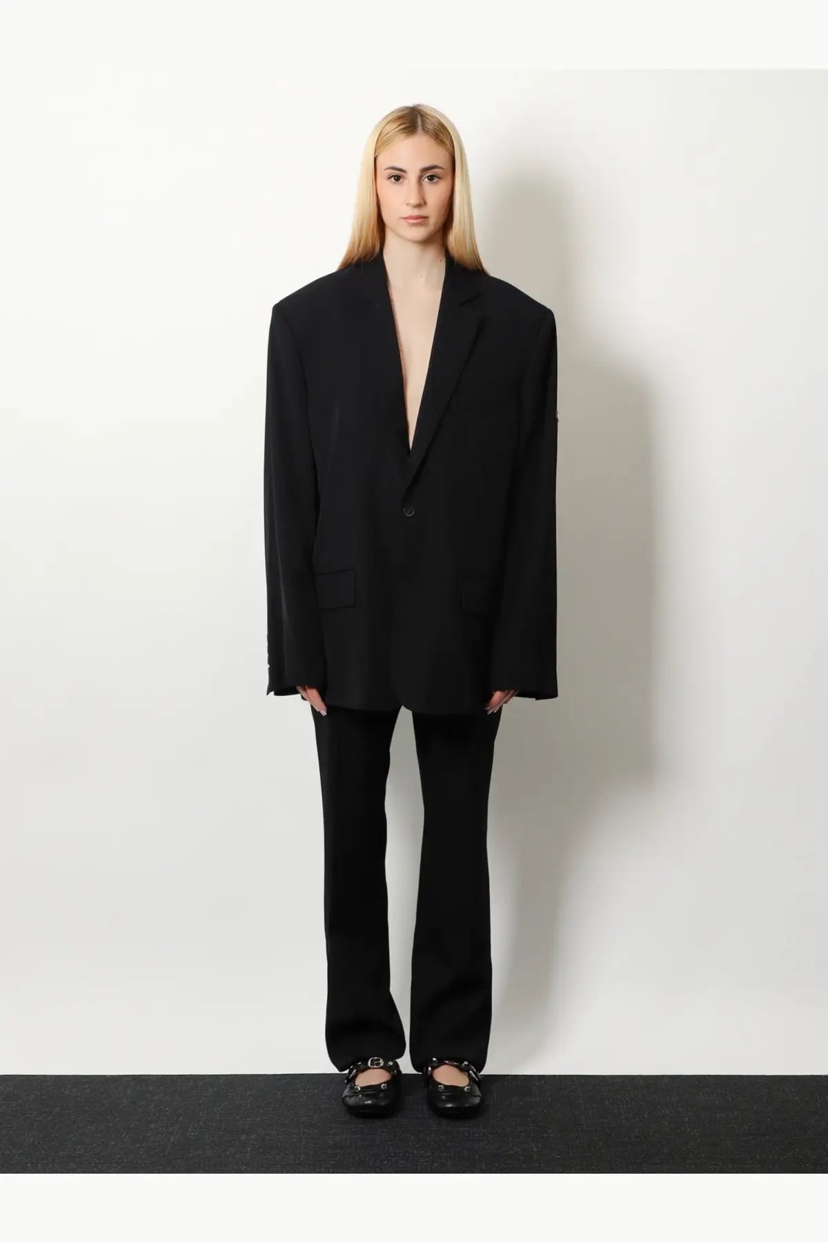 Balenciaga women’s black washed SB viscose oversized blazer with single button closure and wide structured lapels