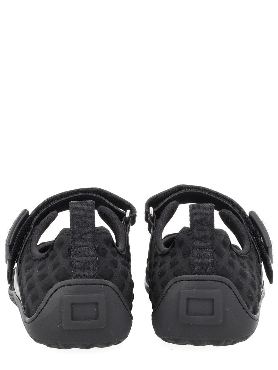 Roger Vivier Women's Ballerina Viv Low Black