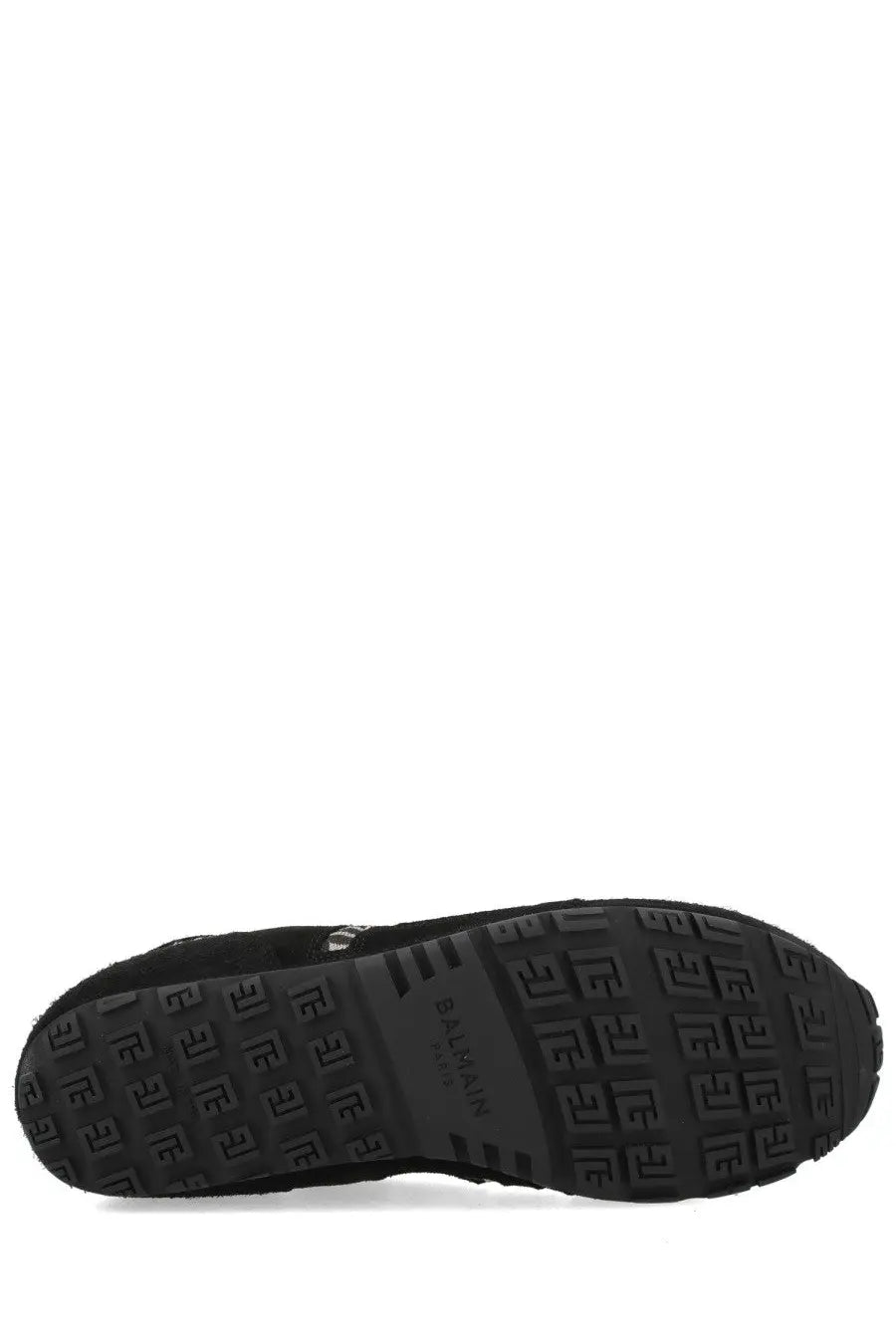 Black rubber sole with embossed balmain logo pattern on balmain men’s racer sneaker black