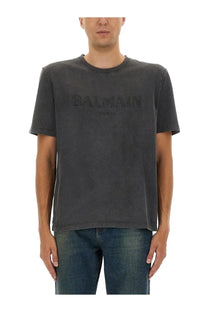 Balmain men’s grey t shirt made of dark gray fabric with a faded textured logo across the chest