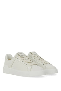 Balmain women’s sneaker court white cream-colored with sleek minimalist design and smooth leather upper