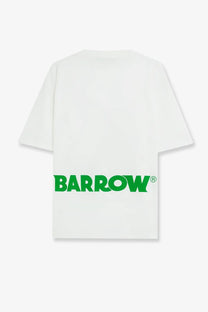 Back view of white barrow men’s cotton shirt cocco with bold green barrow logo on lower back and short sleeves