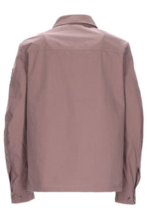 Belstaff men’s giacca overshirt cargo beige is a muted rose-colored long-sleeved jacket with structured collar and stitching details