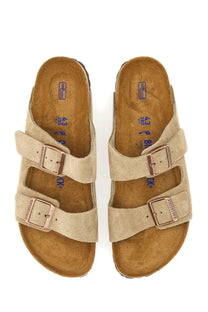 Birkenstock unisex sandalo arizona beige sandals in beige suede with rose gold buckles and cork footbed