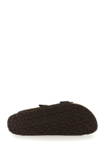 Birkenstock unisex sandalo arizona brown dark brown leather sandal with textured rubber sole front view