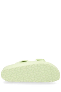 Birkenstock unisex sandalo arizona green light green clog with textured rubber sole and two adjustable straps