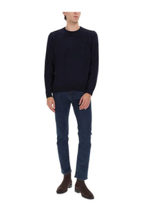 Navy blue crewneck sweater made from soft material for casual wear in BOSS men’s Delaware jeans blue collection