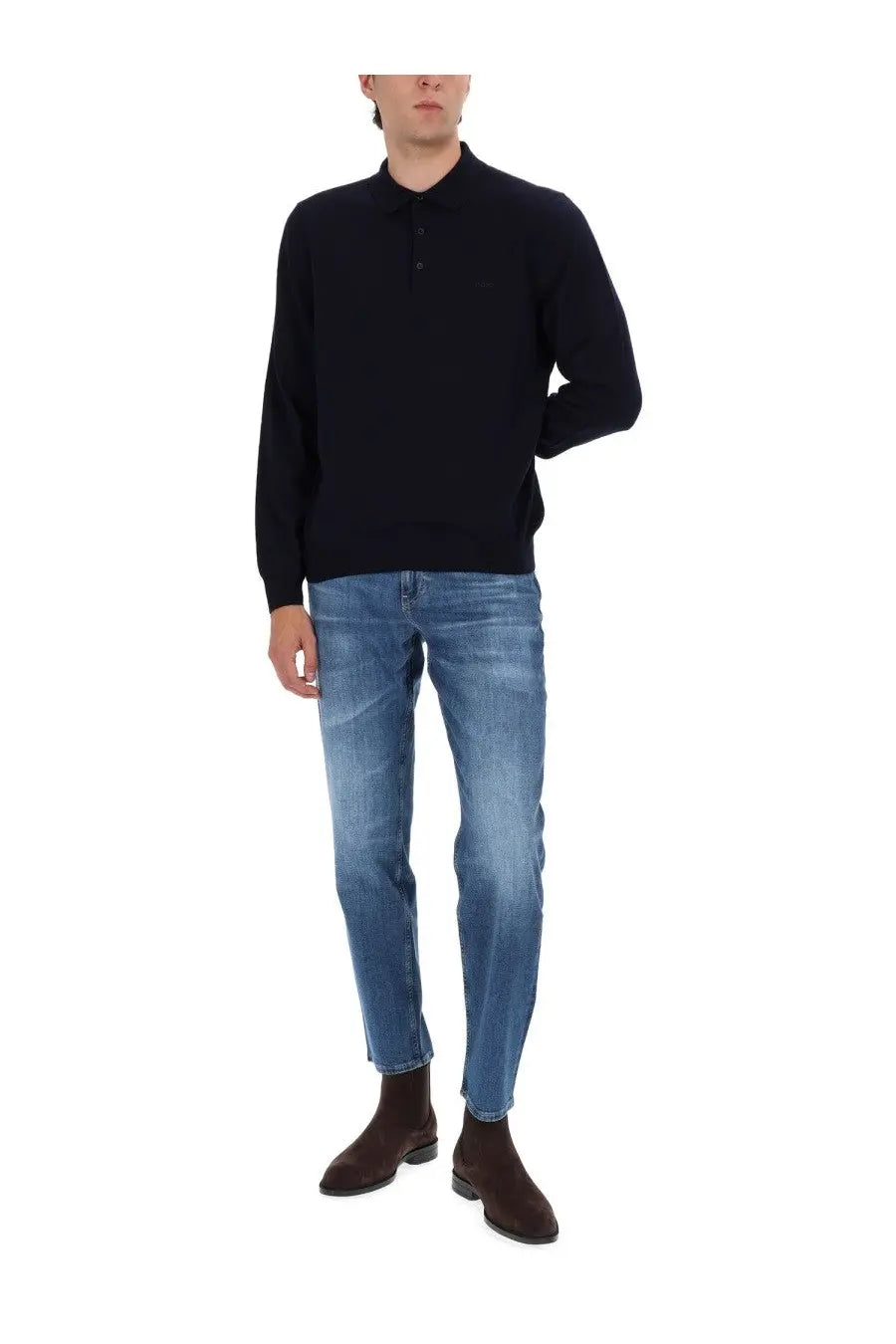 Black knit polo shirt with textured pattern and three-button placket paired with BOSS men’s jeans Maine blue