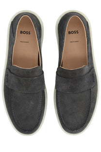 Dark gray suede BOSS men’s mocassino Kieran loafers with white rubber sole and boss logo on the insole