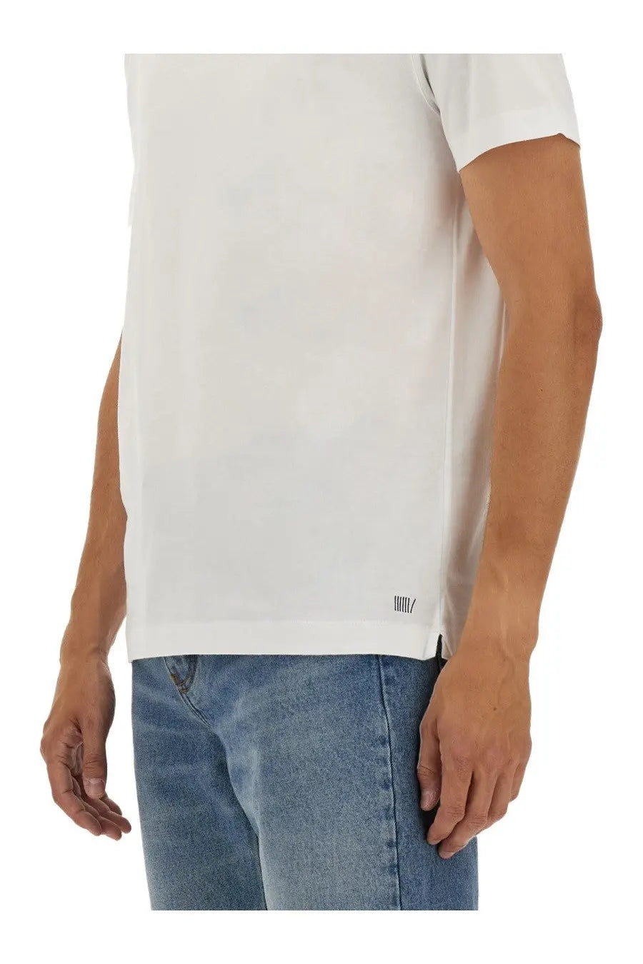BOSS men’s white short-sleeved t-shirt with subtle logo on lower right side perfect for casual wear