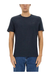 Dark navy blue short-sleeved crew neck BOSS men’s shirt with a subtle embroidered logo on the left chest