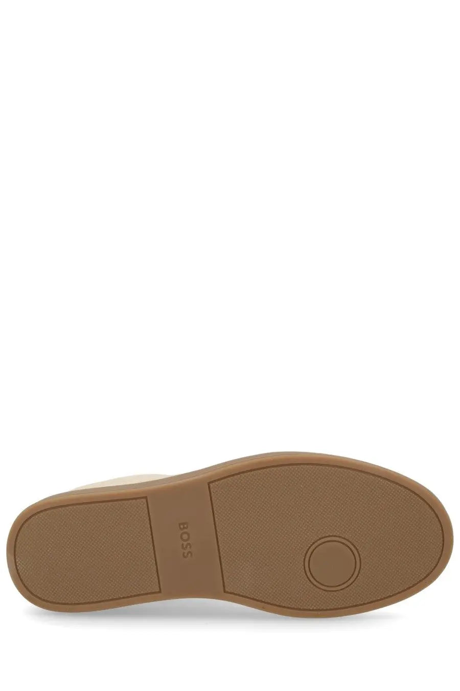 Tan rubber sole with boss branding on a beige leather boss men’s vinston sneaker visible from the back side