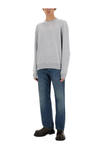 Bottega Veneta men’s cashmere crewneck sweater in soft light gray with ribbed hem and cuffs