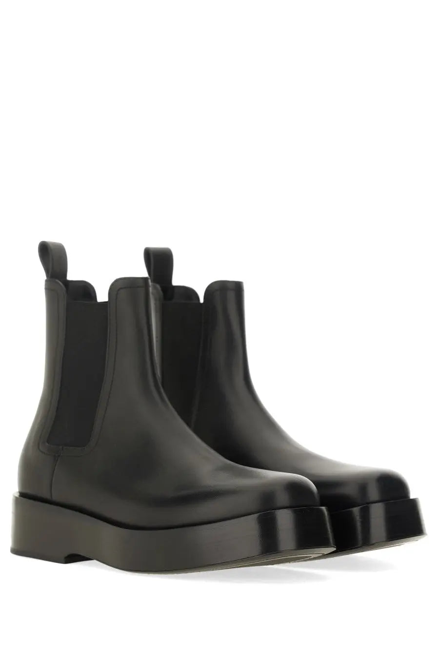 Bottega Veneta men’s black leather Chelsea boot Torino with chunky platform sole and elastic side panels