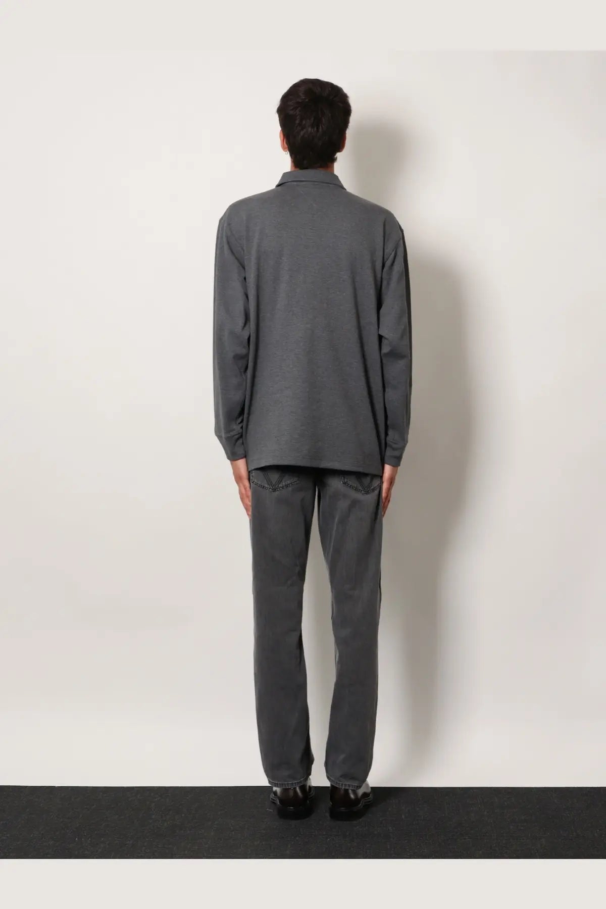 Bottega Veneta men’s cotton sweater grey with long sleeves dark gray subtle textured fabric and ribbed collar