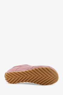 Bottega Veneta women’s orbit flash leather sneakers in beige with pink suede and tan rubber sole chevron tread pattern