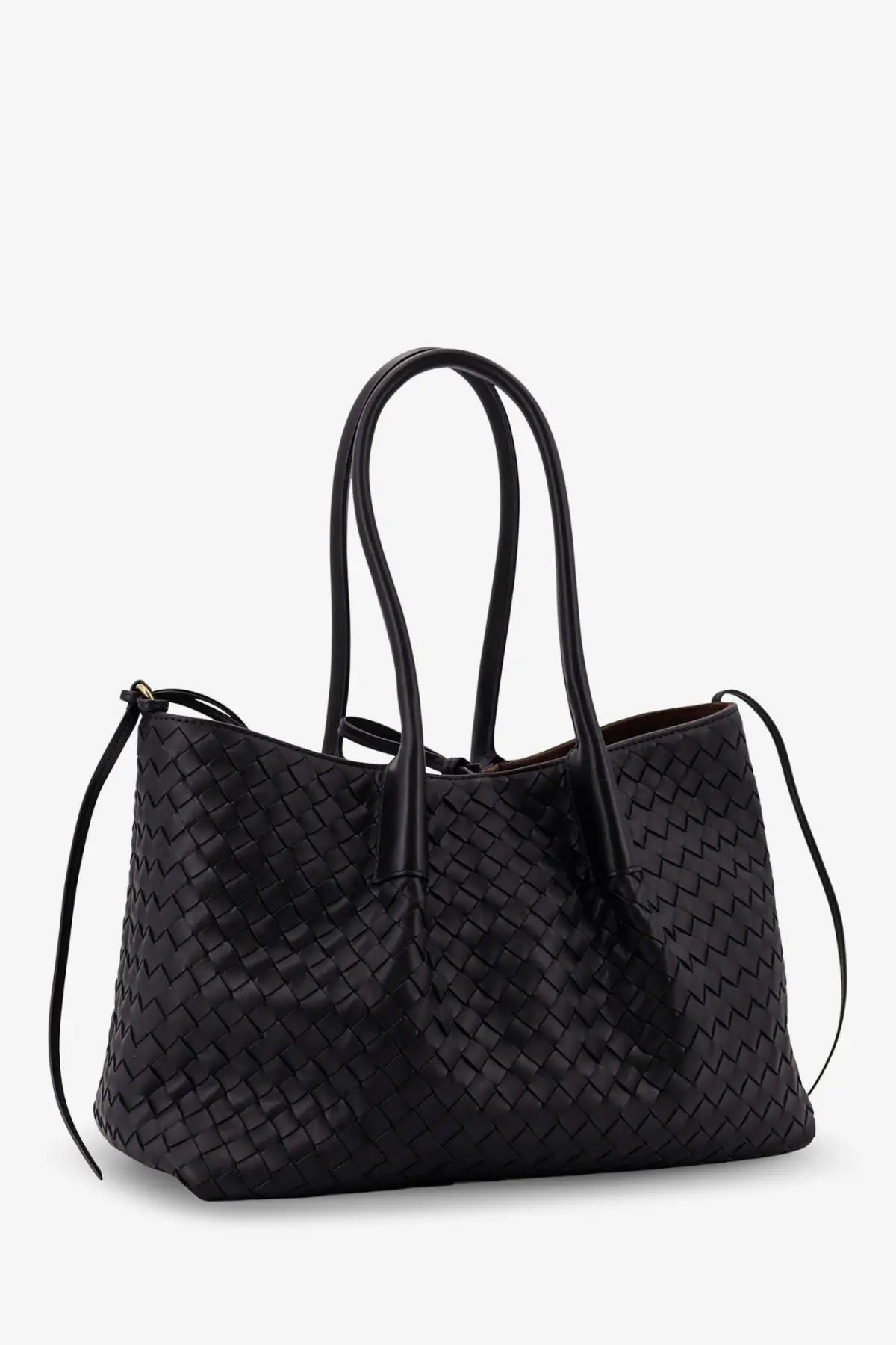 Bottega Veneta women’s pinacoteca black woven leather tote bag with dual top handles and adjustable shoulder strap