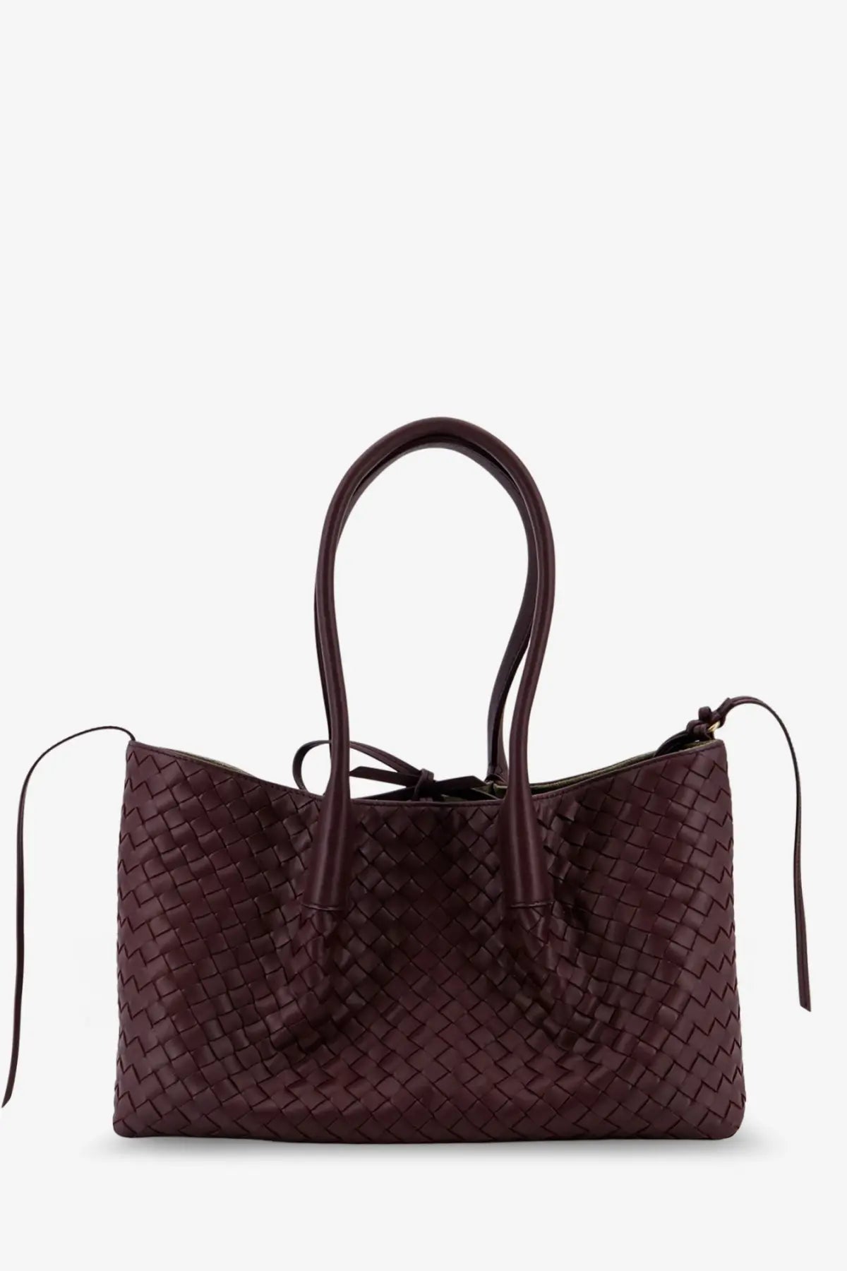 A deep burgundy woven leather tote bag with basketweave pattern and rounded handles by Bottega Veneta women’s pinacoteca