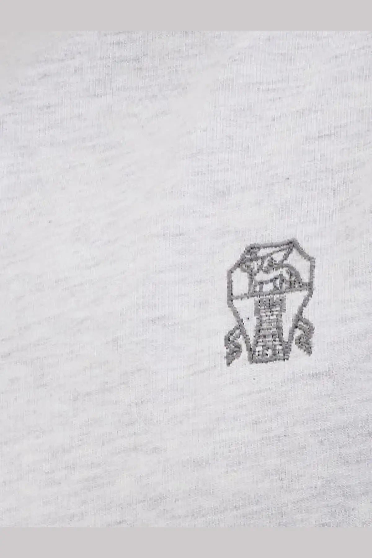 Brunello Cucinelli men’s cotton shirt white with small gray embroidered logo on heathered fabric front side