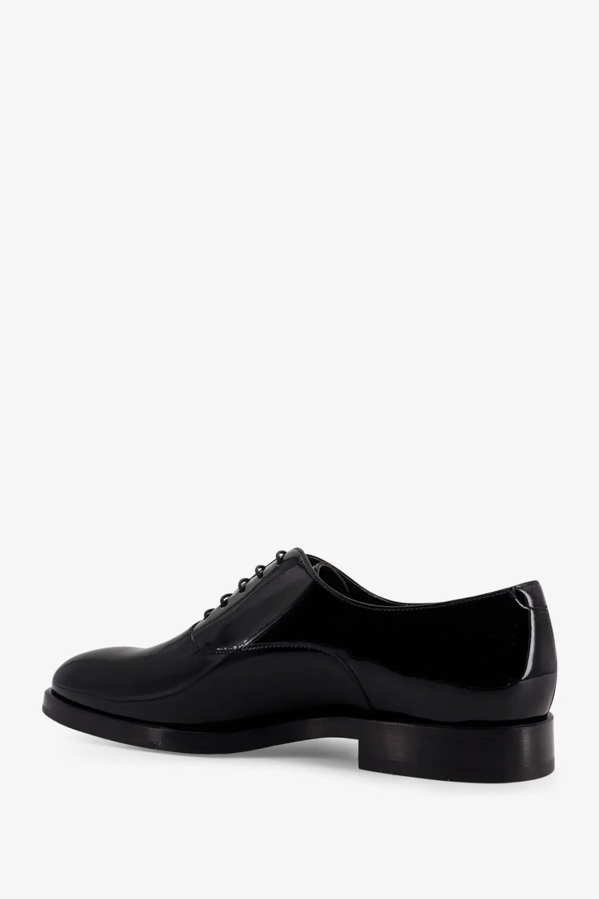 Brunello Cucinelli men’s black lace-up derby shoe in polished patent leather with classic design
