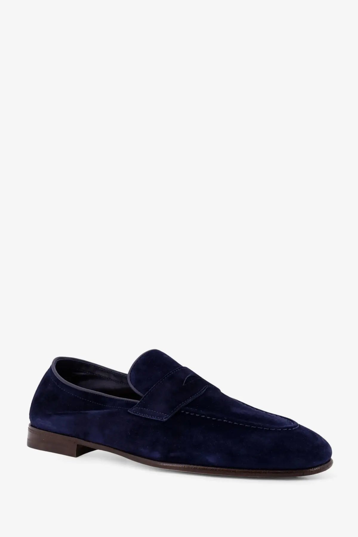 Navy blue suede Brunello Cucinelli men’s loafer with classic moccasin design and brown leather sole