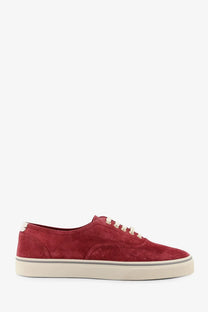 Brunello Cucinelli men’s suede sneakers in red with cream laces and matching rubber sole low top design