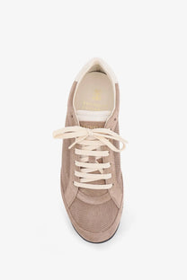 Brunello Cucinelli men’s grey suede sneakers in beige suede and mesh with cream laces for casual wear
