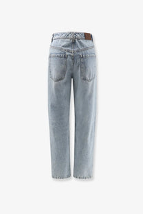 Brunello Cucinelli women’s the baggy jean tapered leg blue light-wash denim jeans with straight-leg cut and classic back pockets visible from the back