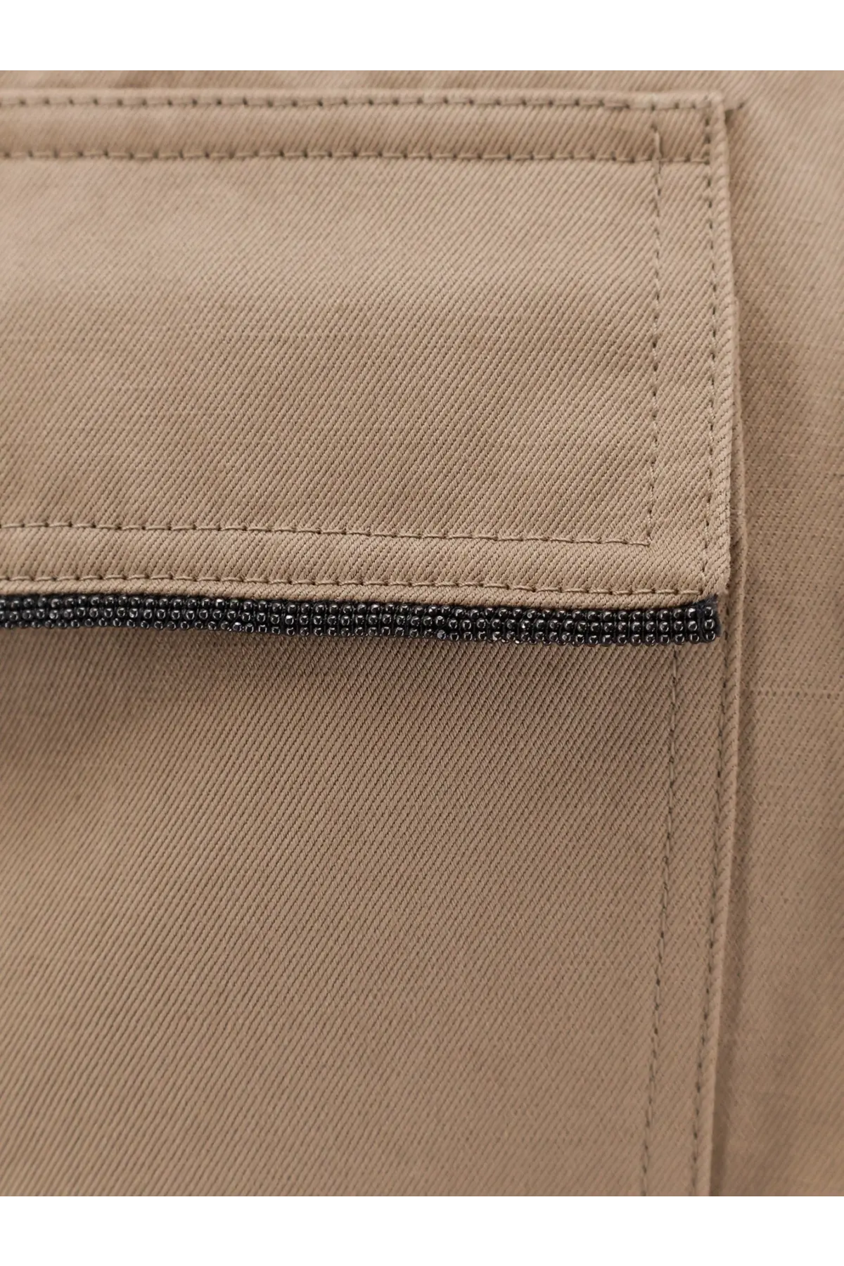 Beige cargo pants pocket with dark zipper and neat stitching featured with brunello cucinelli linen cotton blend shirt