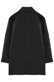 Burberry men’s cappotto ridgewood black trench coat with sleek minimalist design and subtle sheen front view