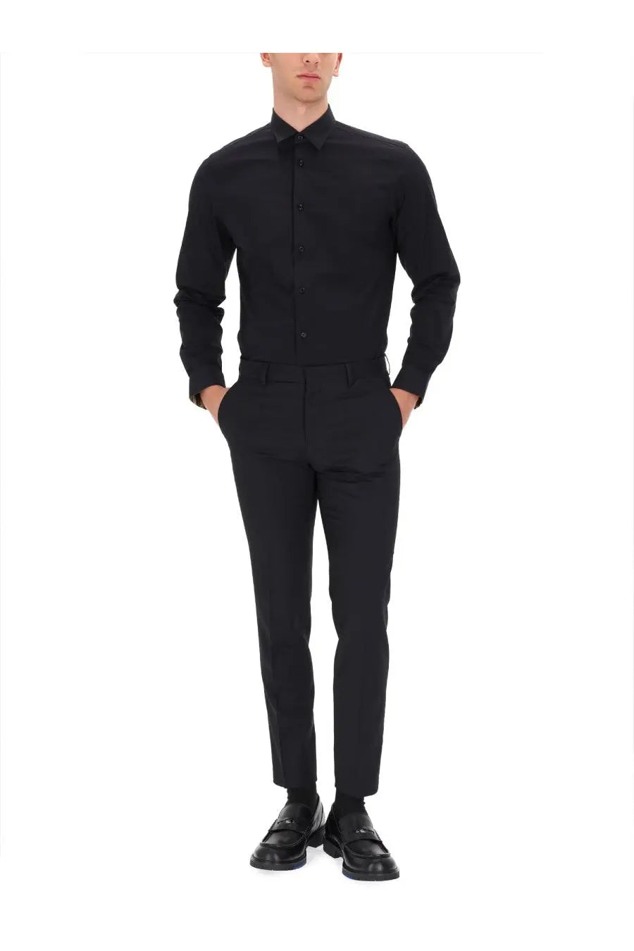 Burberry men’s black cotton tailored dress shirt with classic collar and button-down front for formal wear