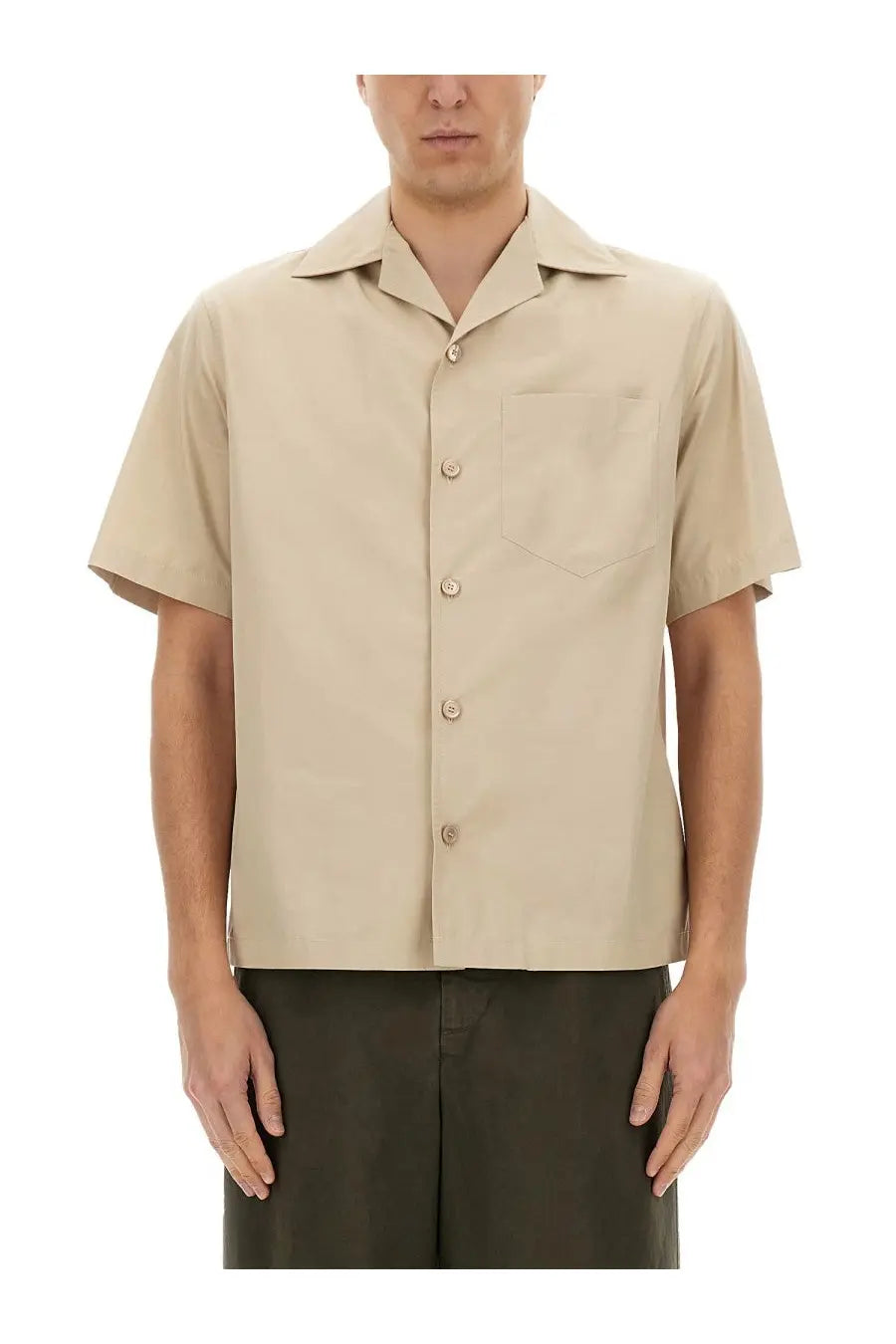 Burberry men’s Havana beige short-sleeved button-up shirt with collar and chest pocket in lightweight fabric