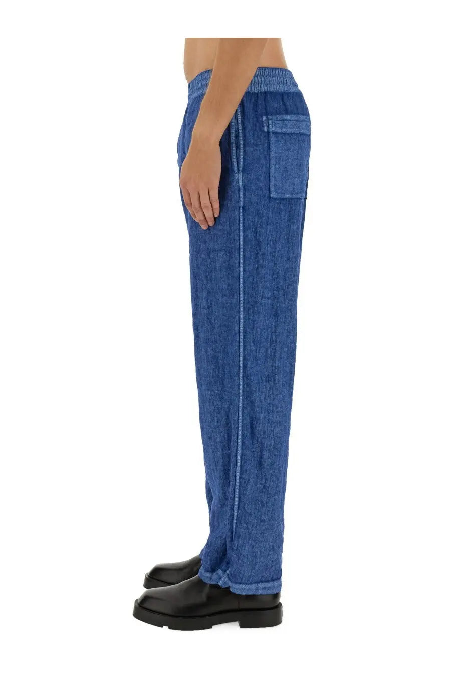Burberry men’s blue linen pants with relaxed fit and elastic waistband for comfortable casual wear