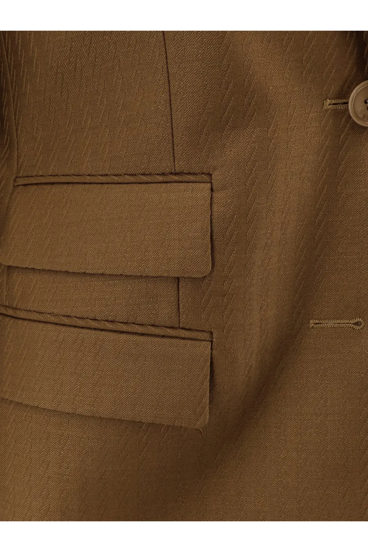 Burberry women’s siora tan wool and mohair blazer with two flap pockets and single button closure