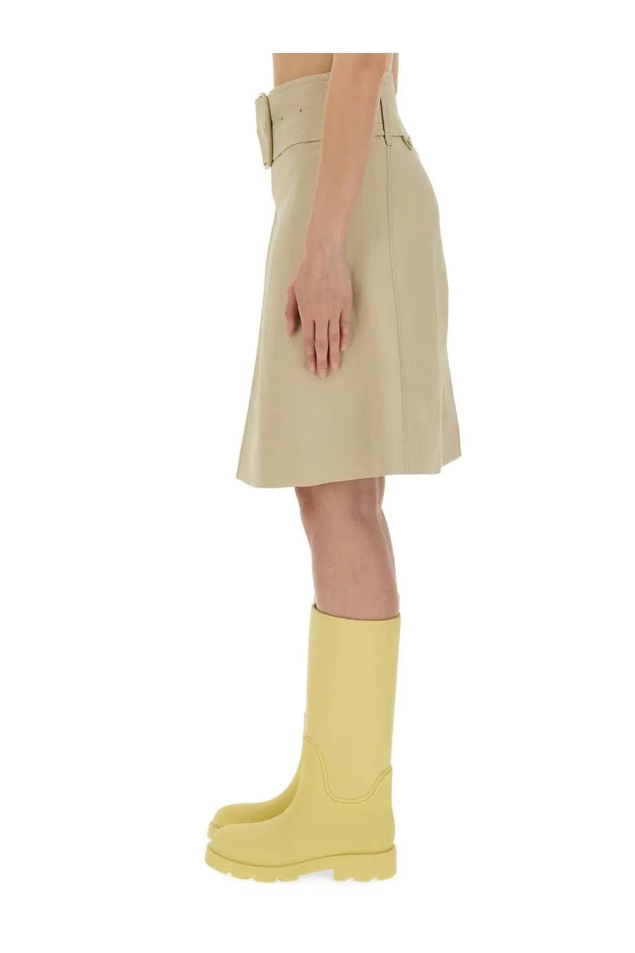 Burberry women’s trench skirt in beige with pleated design high waist and matching belt detail