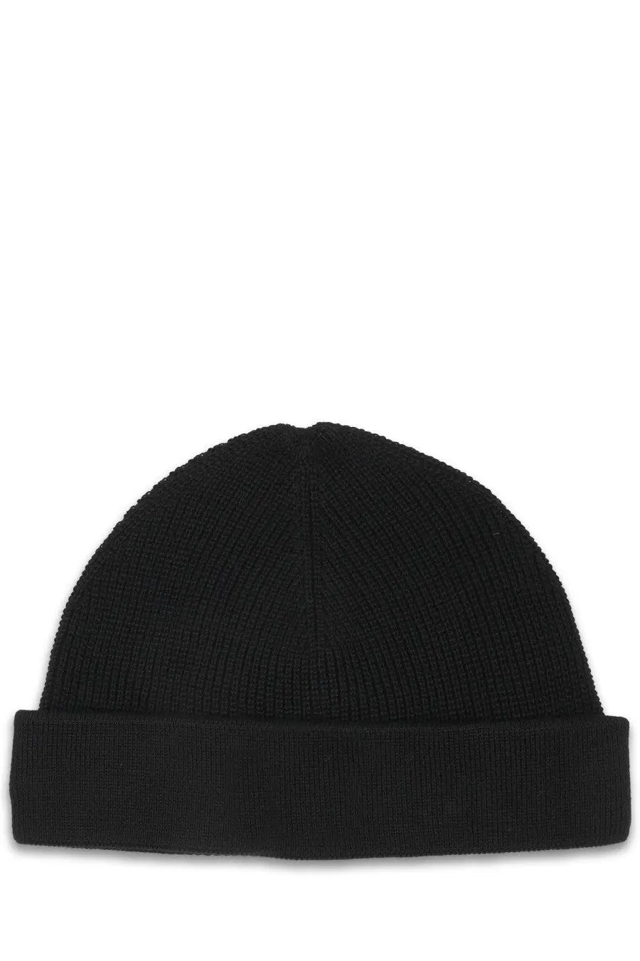 C.P. Company men’s berretto con black ribbed knit beanie with folded cuff made from soft fabric