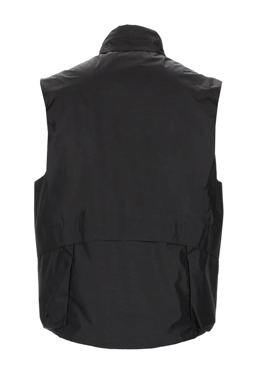 Black sleeveless vest with high collar and two side pockets from C.P. Company men’s gilet con black collection