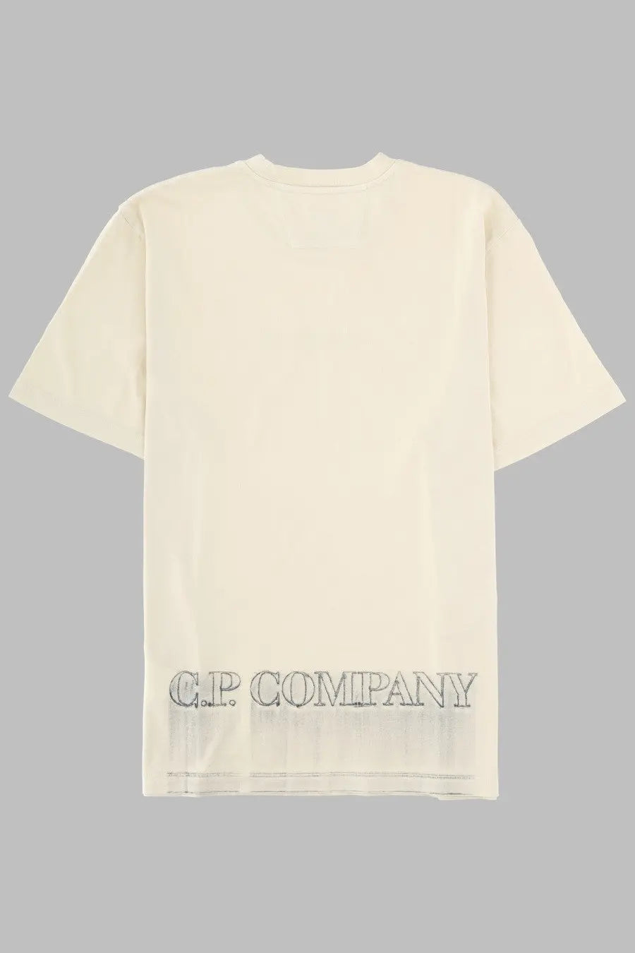 Cream-colored c.p. company men’s shirt con stampa beige featuring a printed design on lightweight fabric