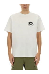 Carhartt wip men’s white cotton t-shirt with black embroidered wip logo and everyday cursive on left chest