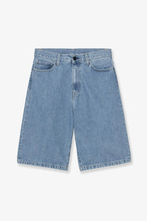 Carhartt wip men’s langdon blue denim bermuda short in light-wash denim with classic five-pocket design and button closure
